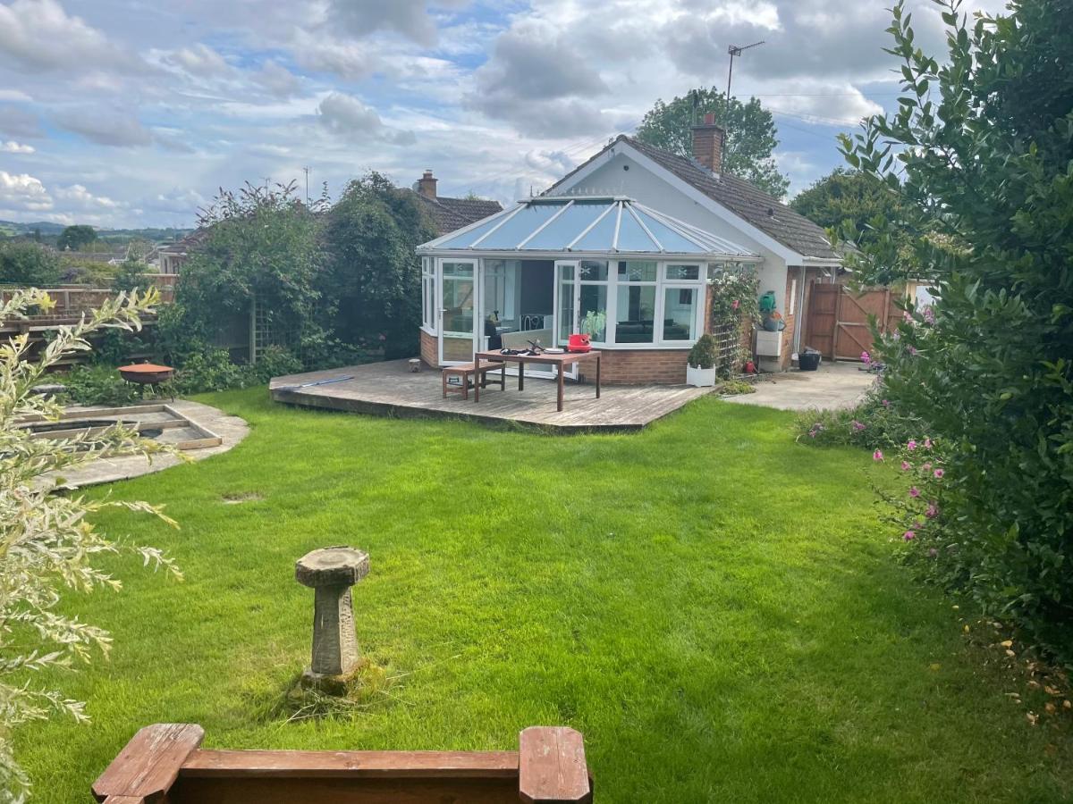 3 Bed Bungalow In Winchcombe, Cotswolds,Gloucester Экстерьер фото